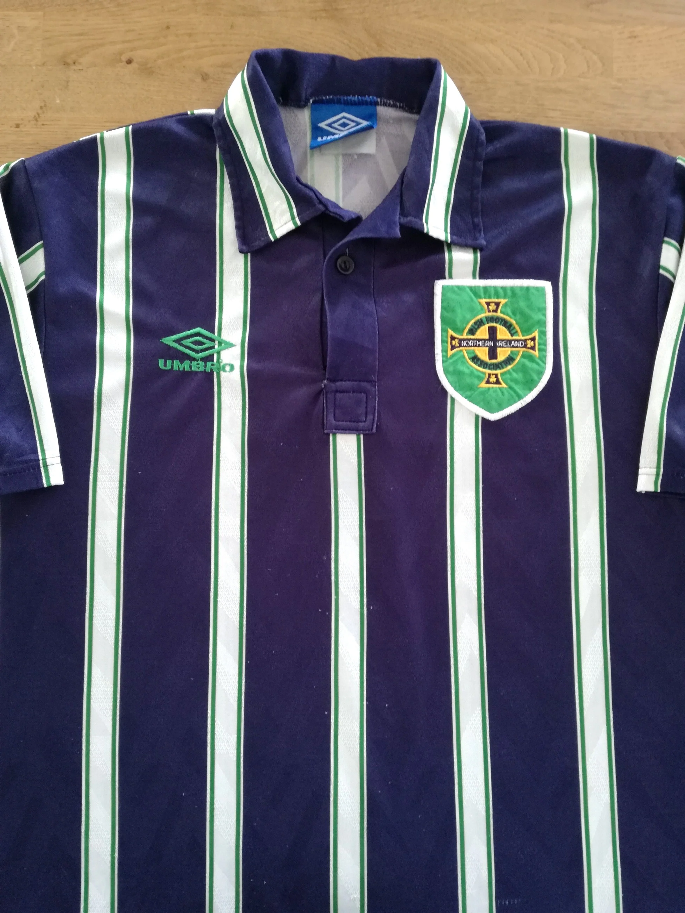 Northern Ireland 1992-93 Away