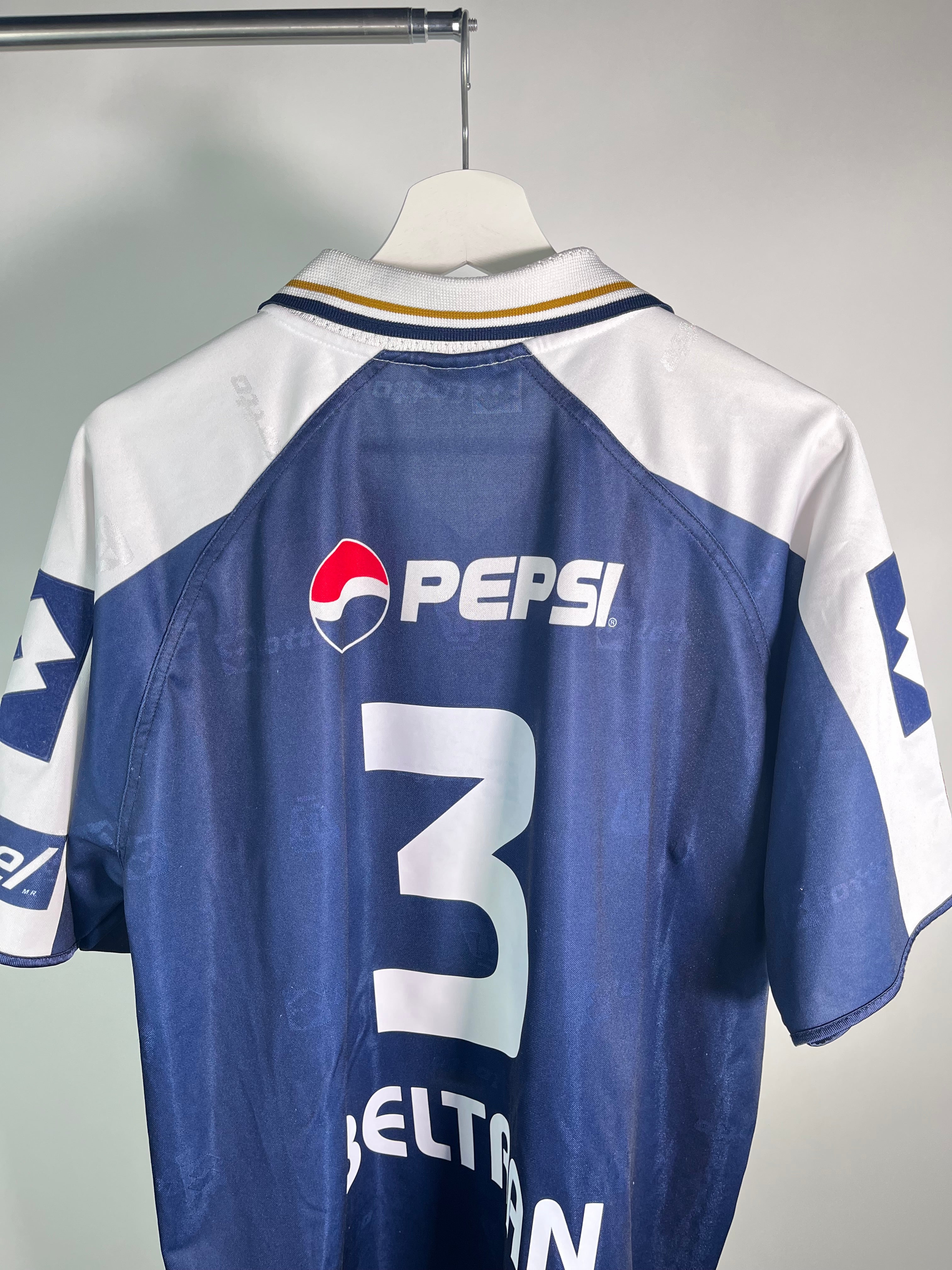 Pumas 2002-03 Home