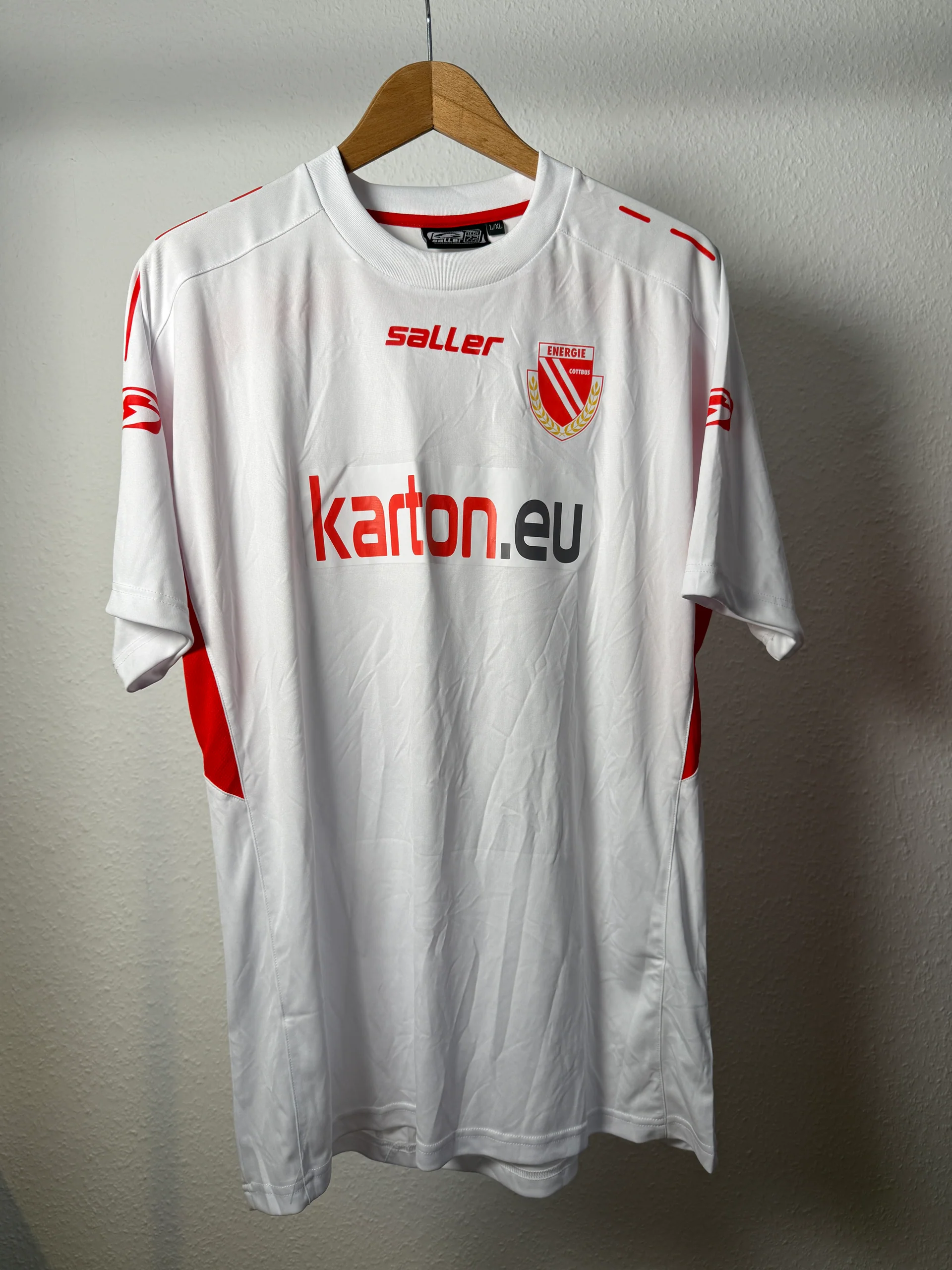 Energie Cottbus 2016-17 Away