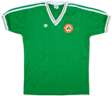 Ireland 1990-91 Training