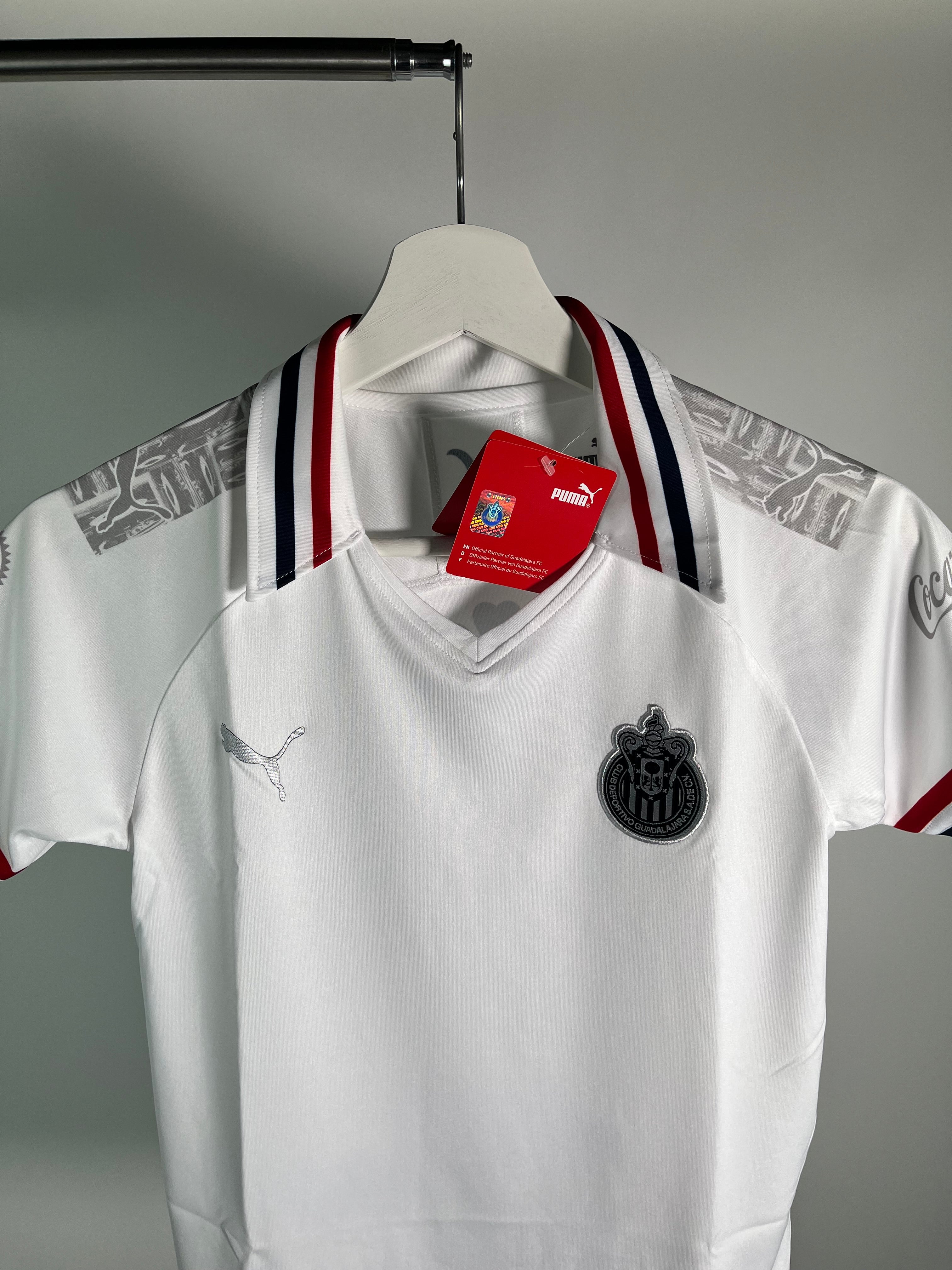 Chivas 2019-20 Away