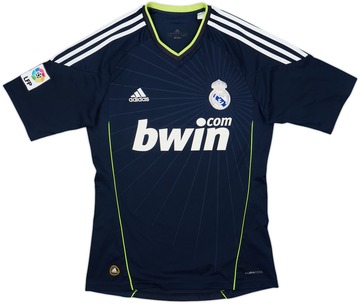 Real Madrid 2010-11 Away