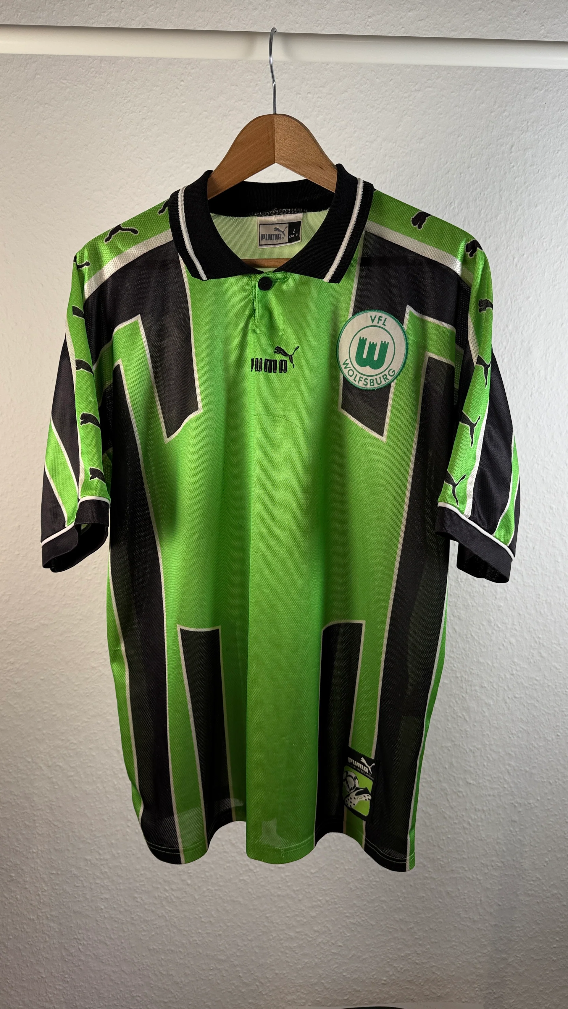 Wolfsburg 1998-99 Home