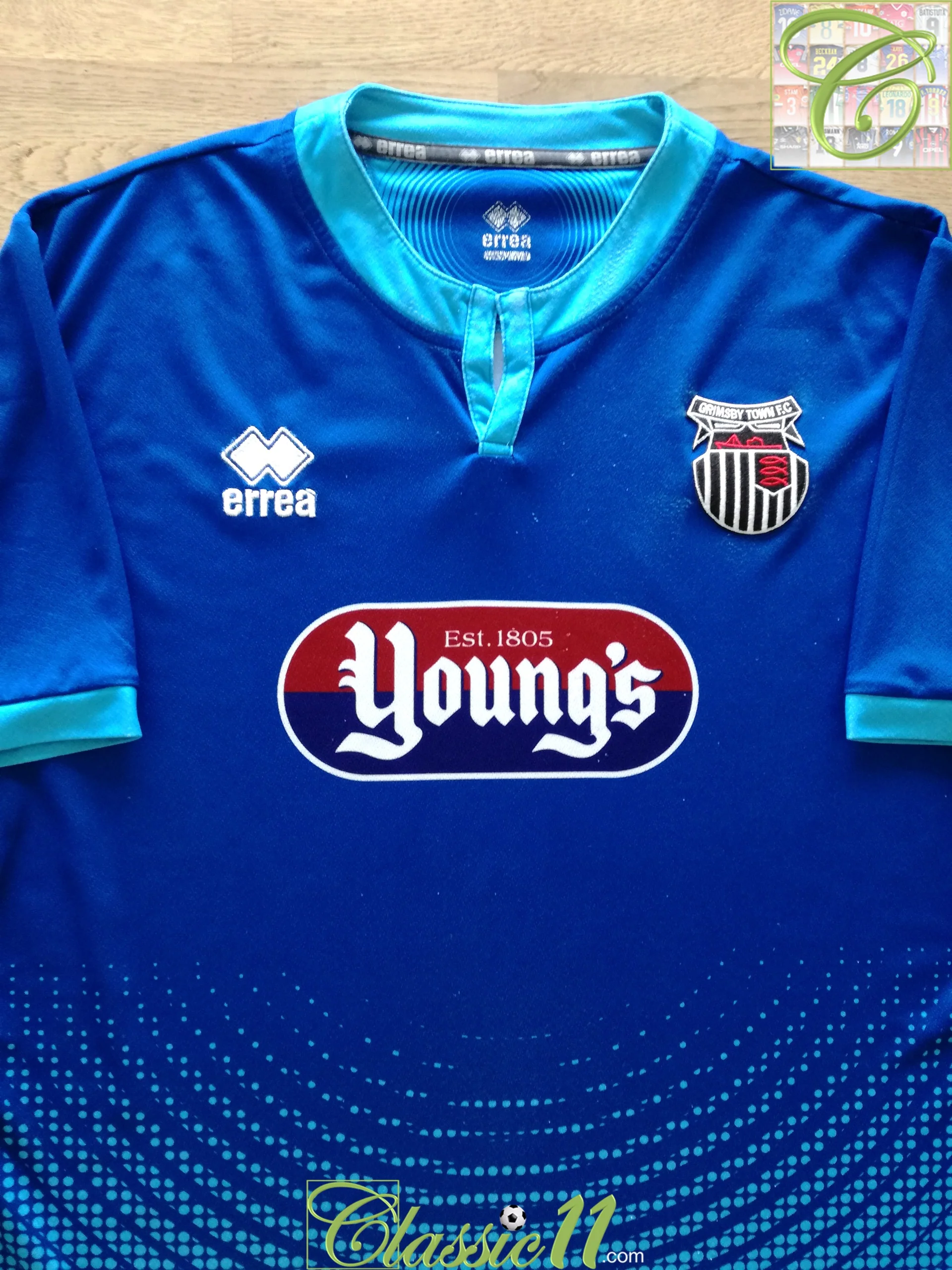 Grimsby Town 2017-18 Away