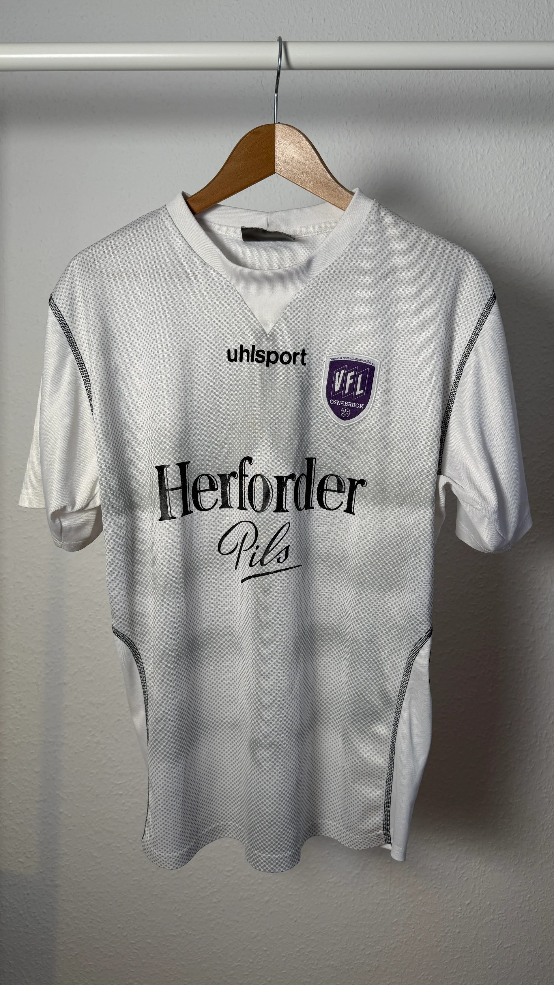 Osnabruck 2004-05 Away
