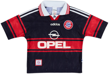 Bayern Munich 1997-98 Home