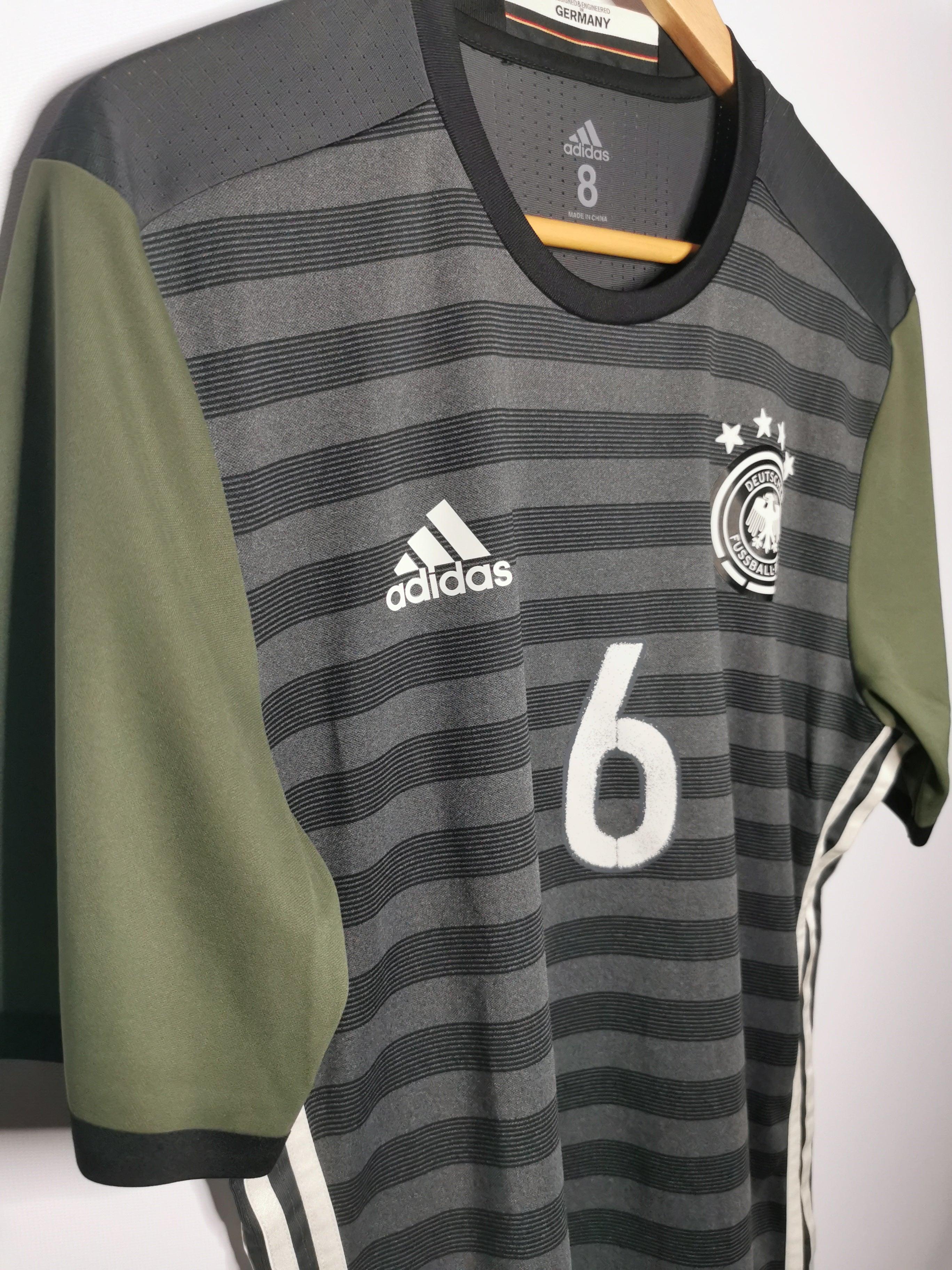 Germany 2016 Away