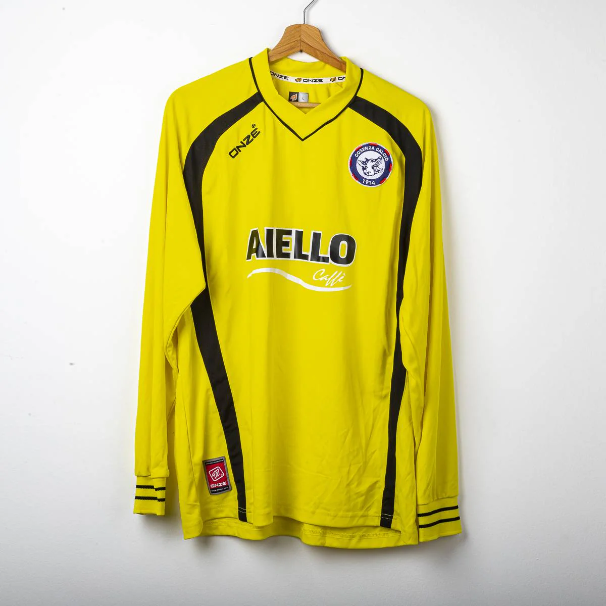 Cosenza 2010-11 Gk