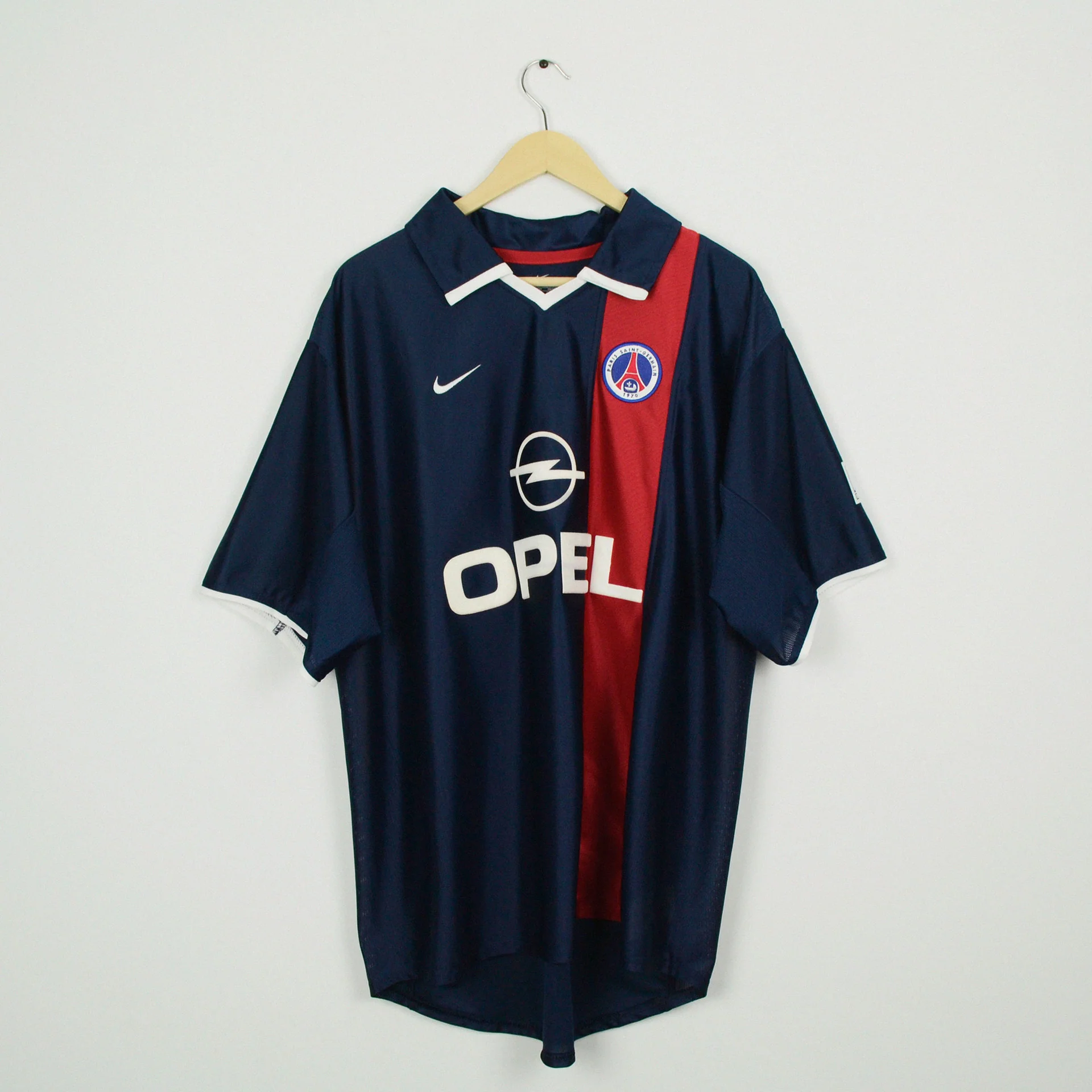 Paris Saint-Germain 2001-02 Home
