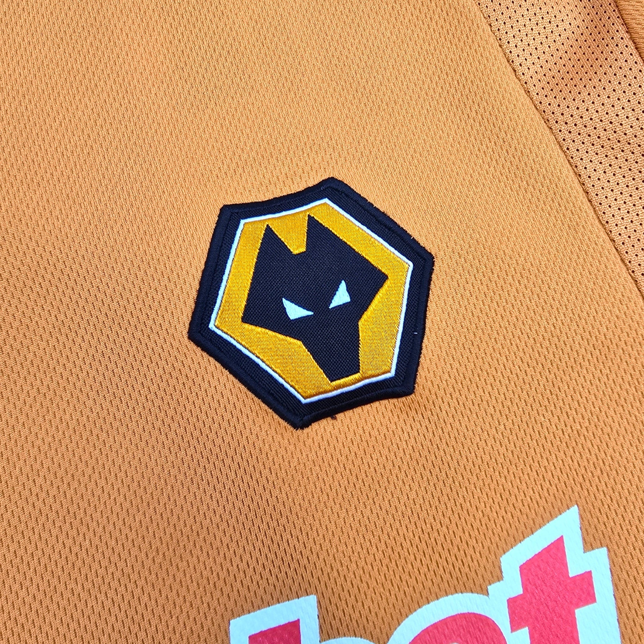 Wolverhampton Wanderers 2009-10 Home