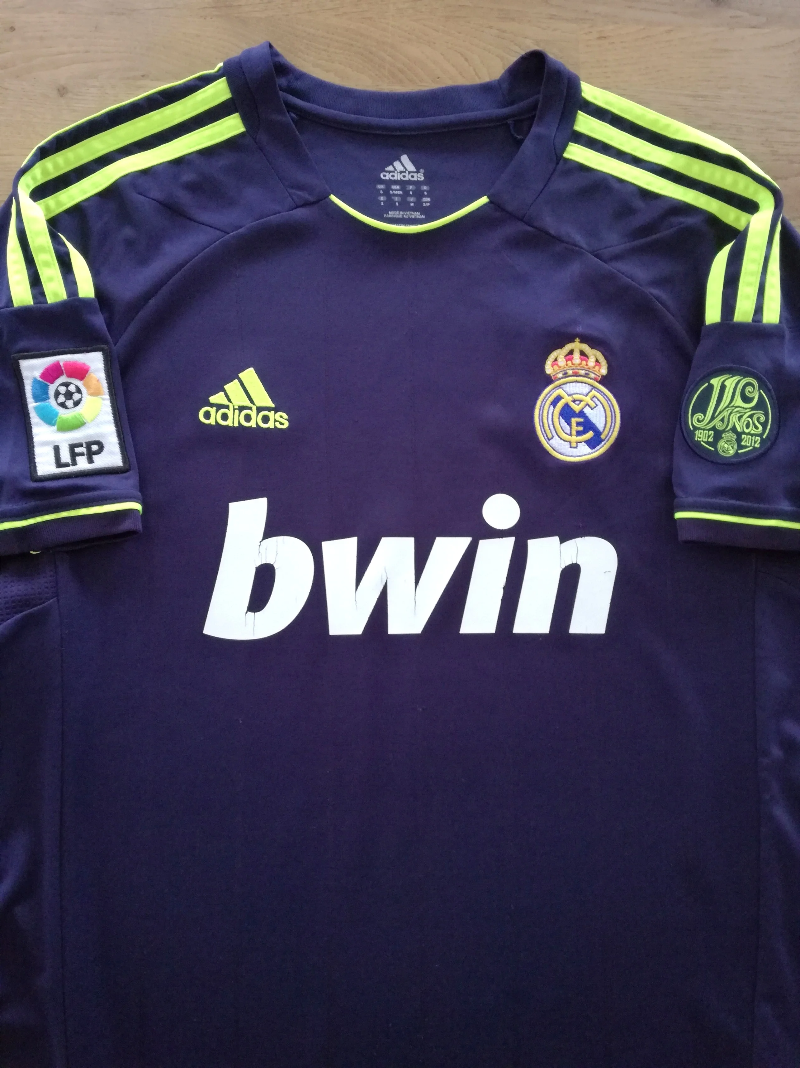 Real Madrid 2012-13 Away