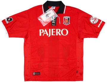 Urawa Red Diamonds 2001-02 Home