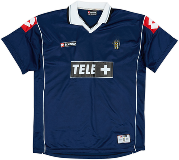 Juventus 2000-01 Away