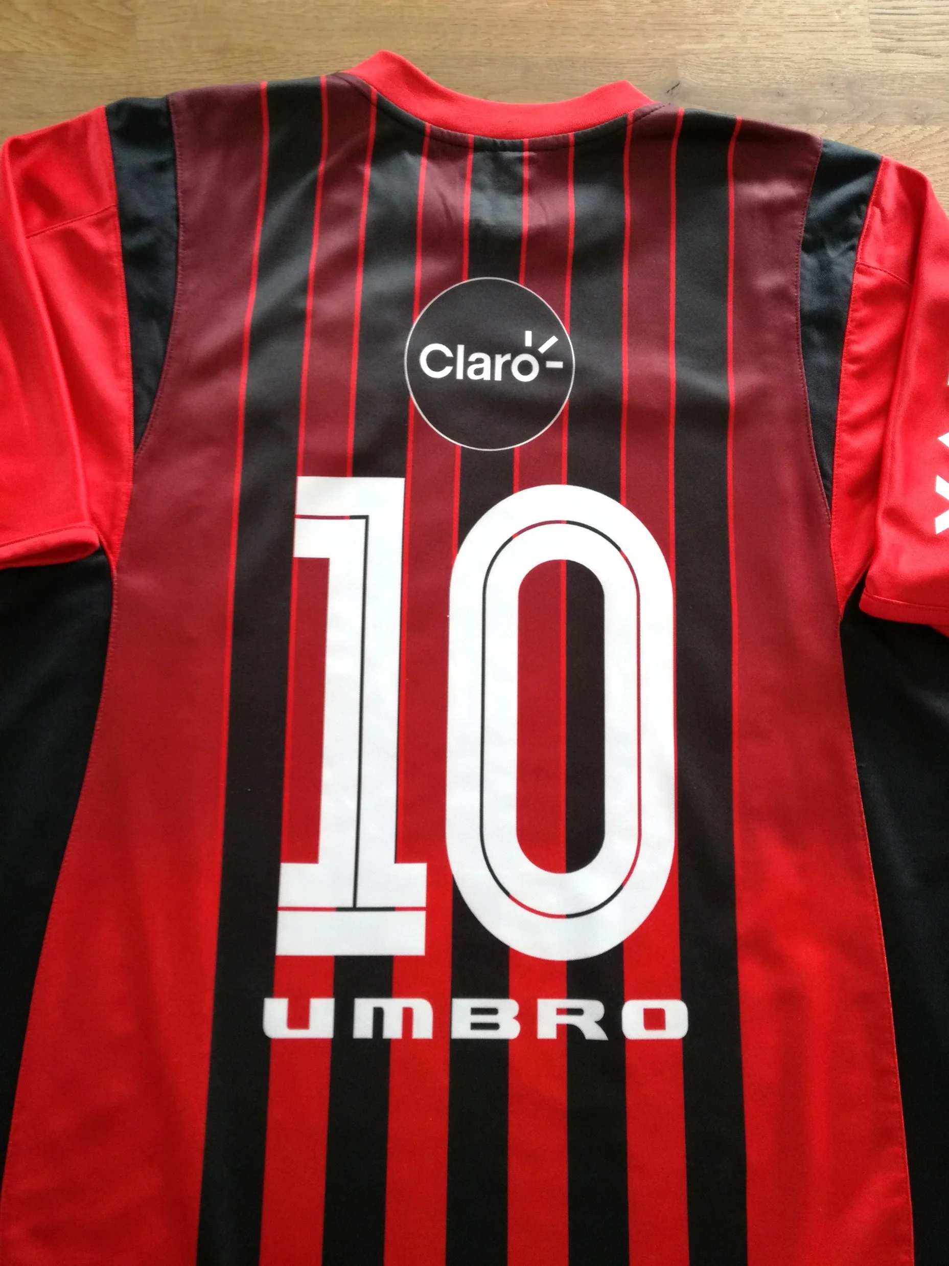 Atletico Paranaense 2004-05 Home