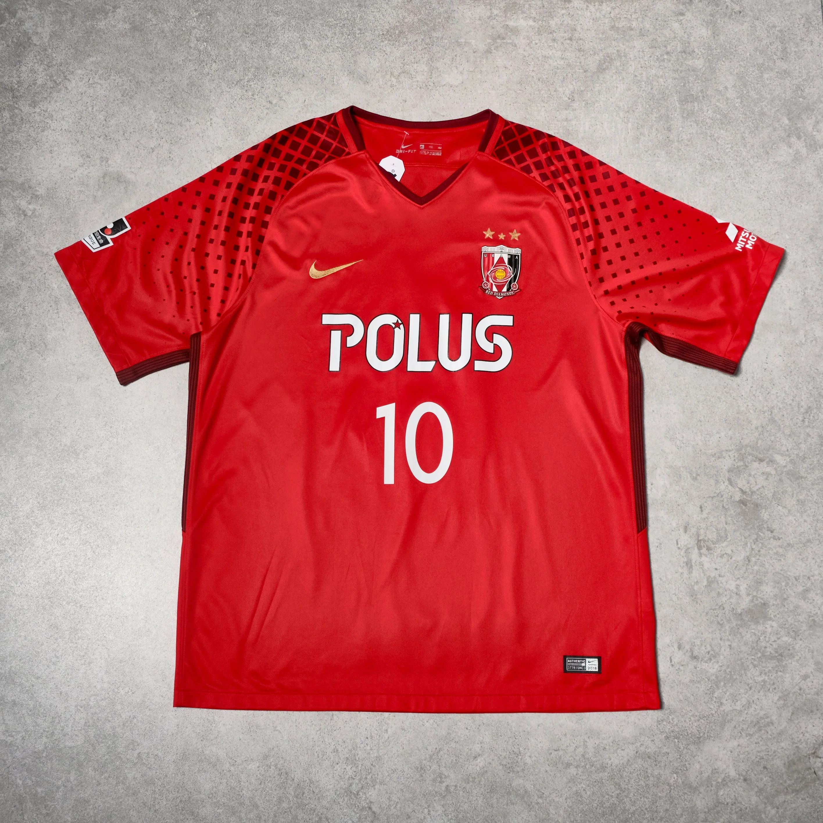 Urawa Red Diamonds 2018-19 Home
