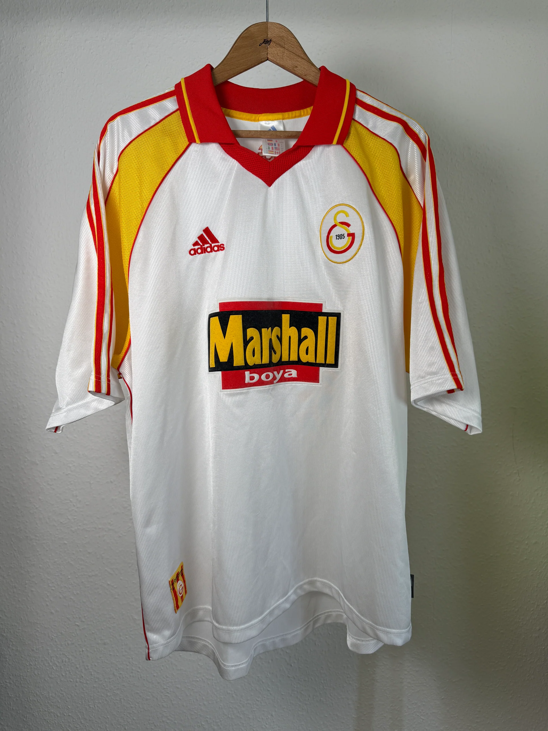 Galatasaray 1999-00 Away