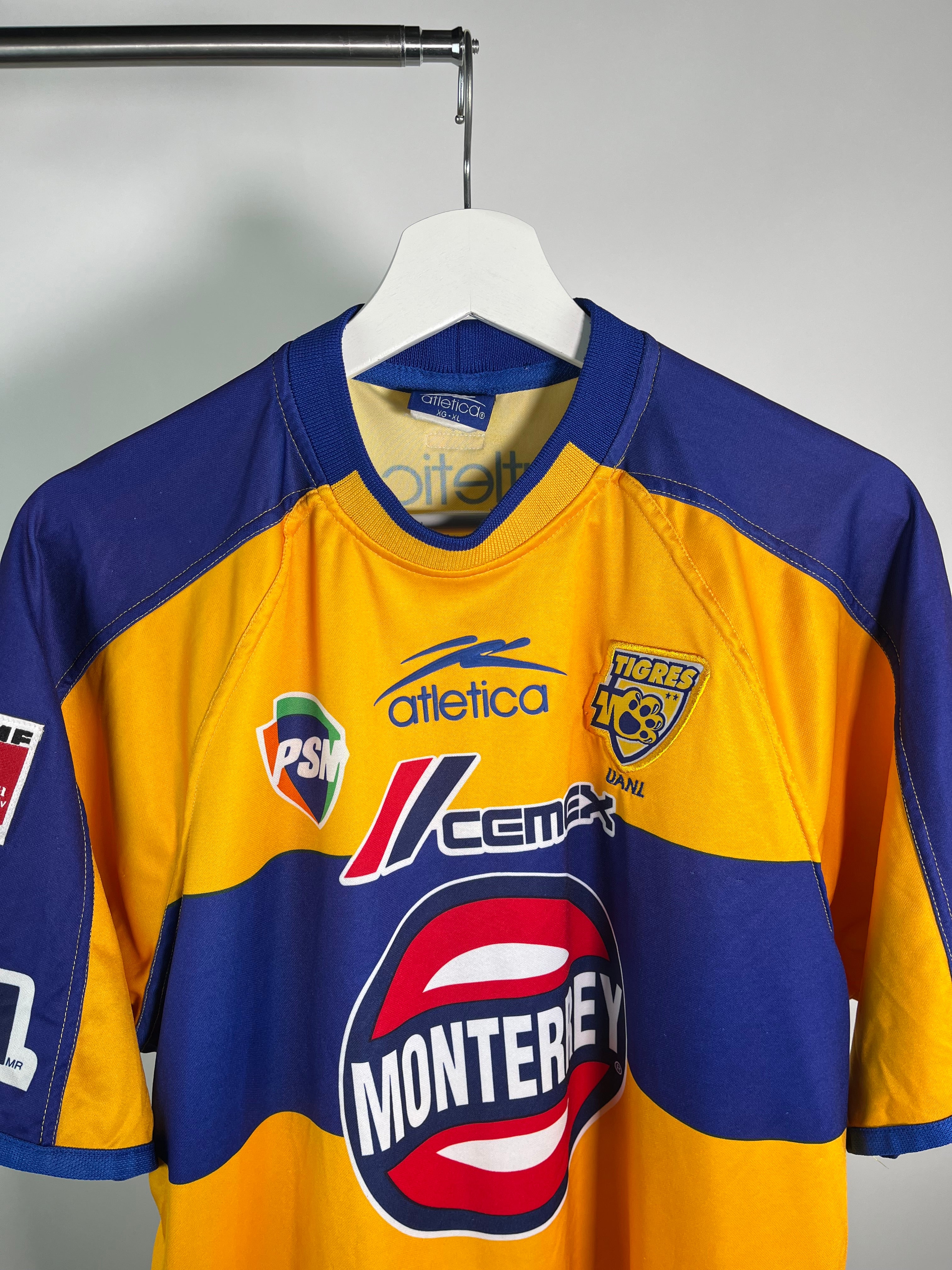 Tigres 2001-02 Home