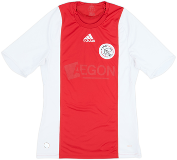 Ajax 2008-09 Home