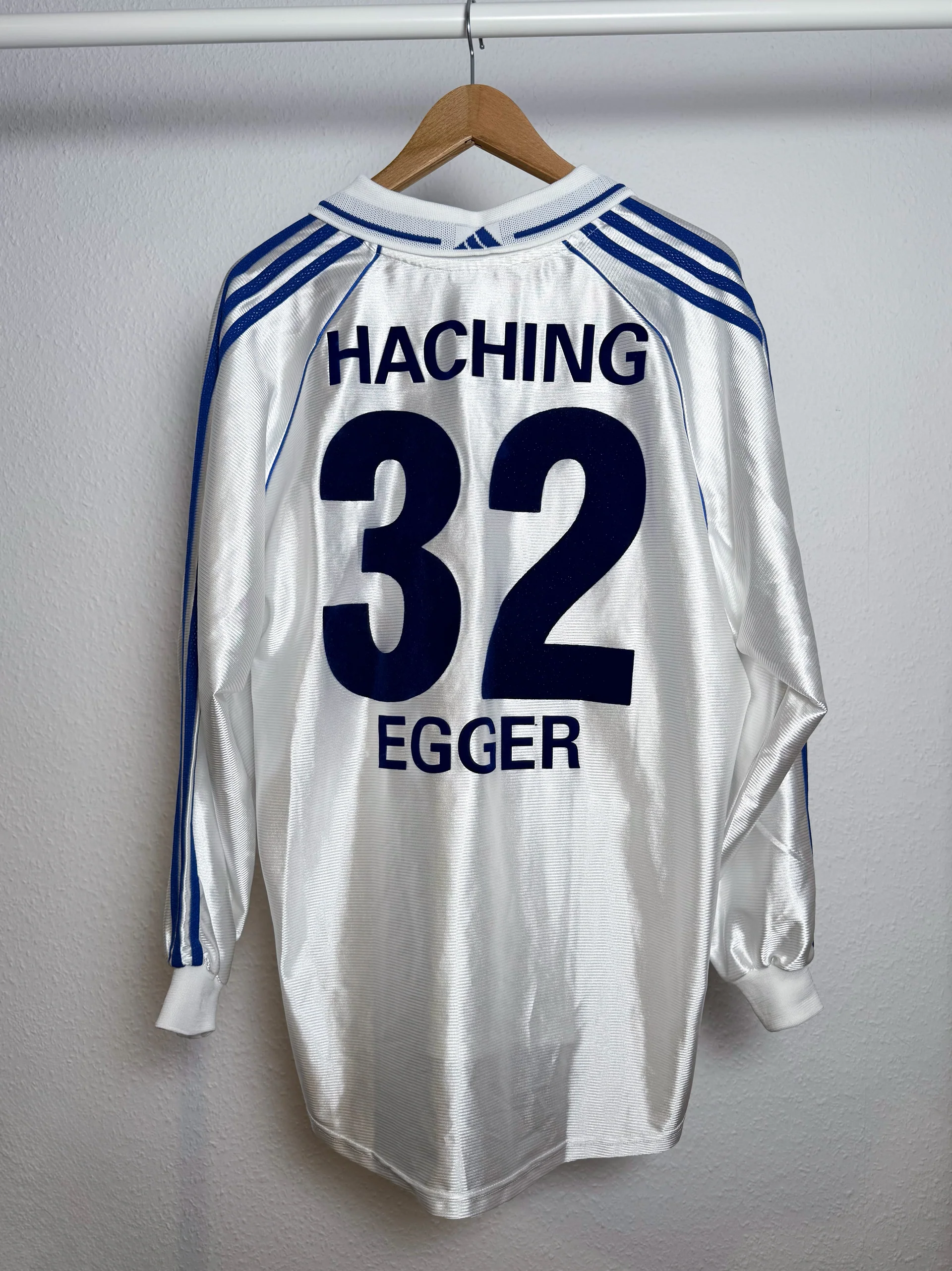 Unterhaching 2000 Away