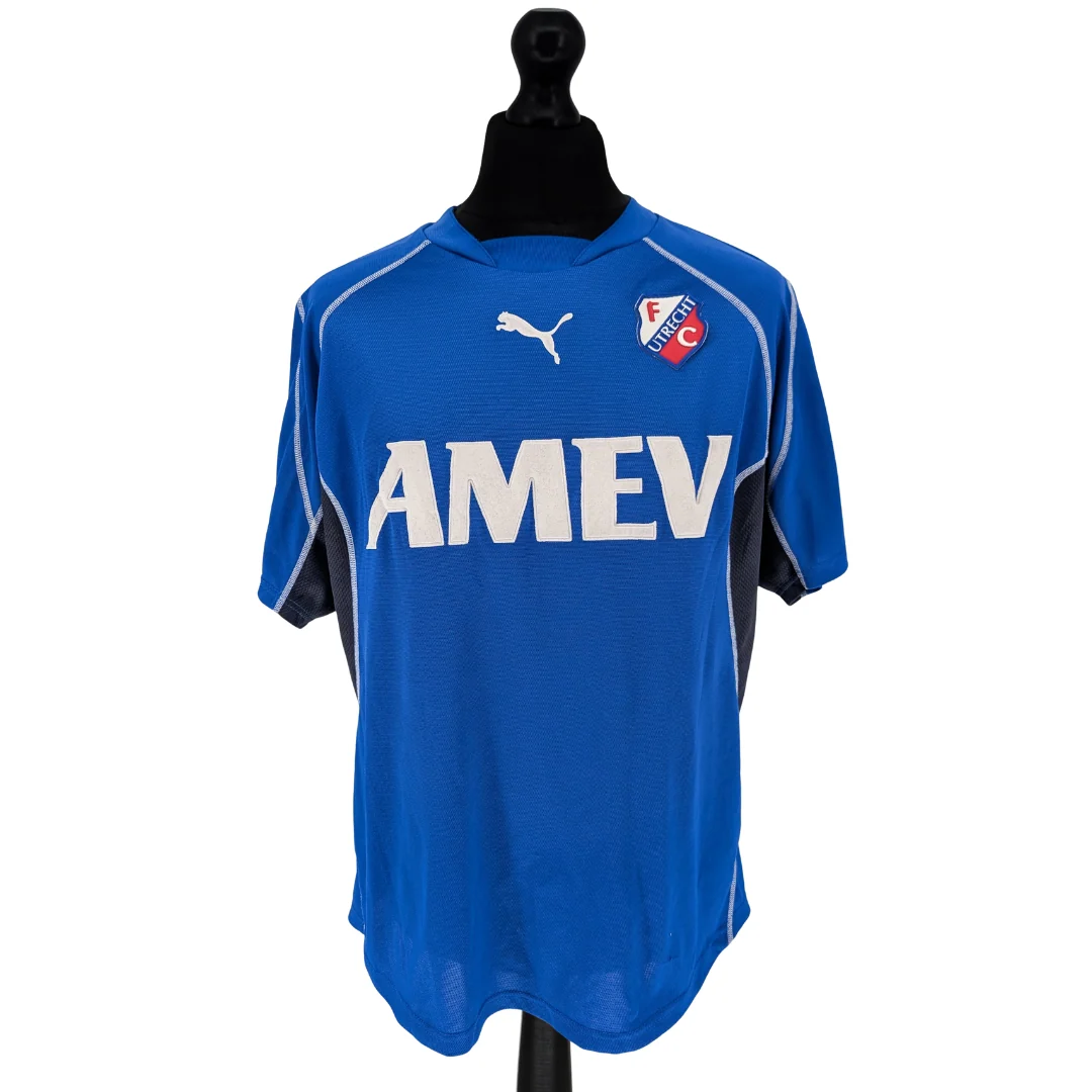 Utrecht 2002-04 Away