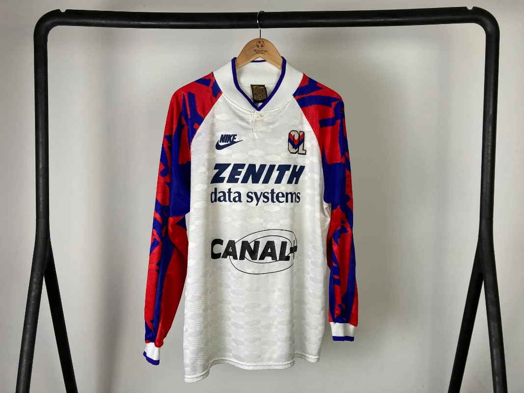 Lyon 1991-92 Away