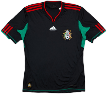 Mexico 2010-11 Away