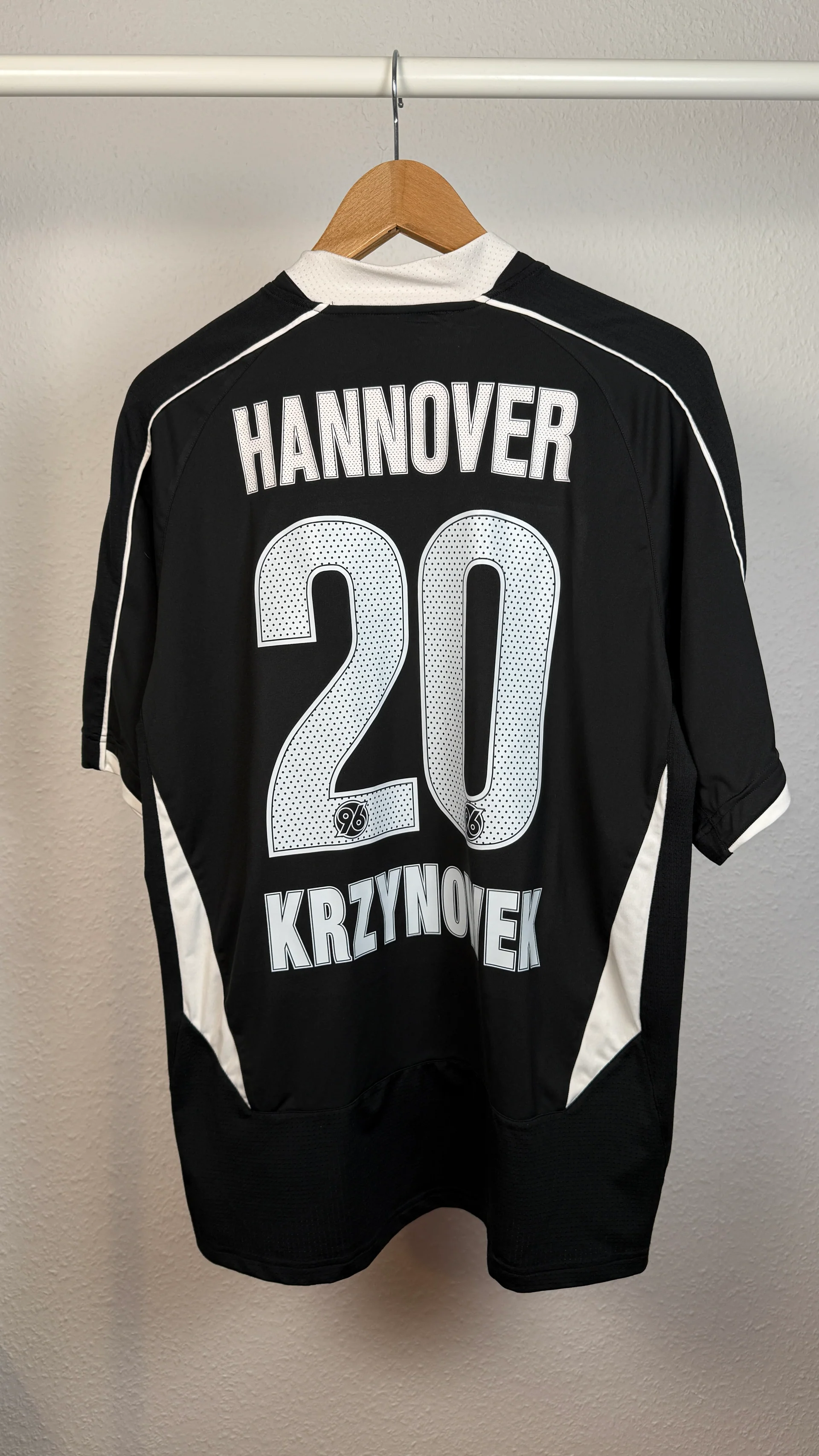 Hannover 96 2008-09 Third