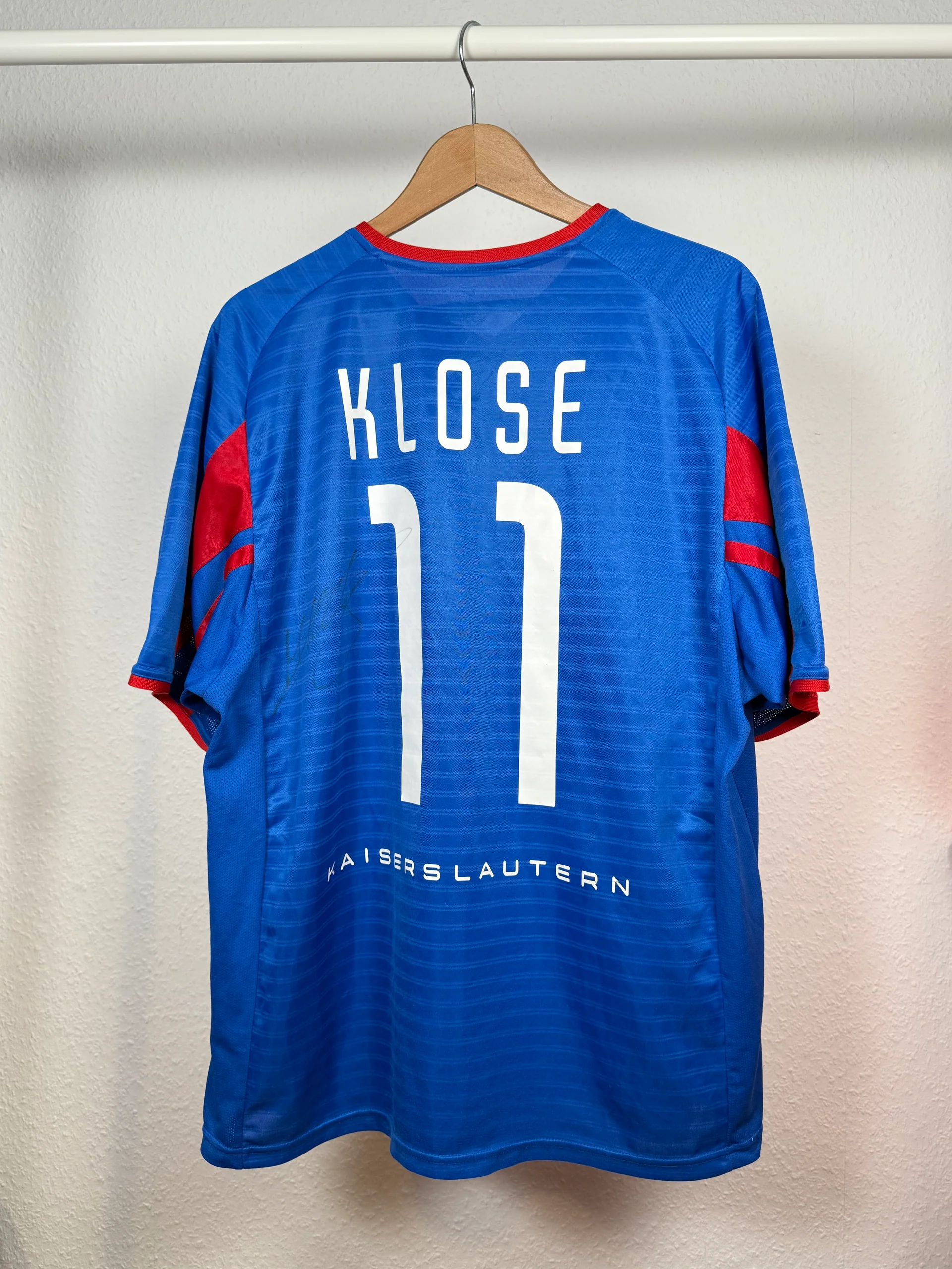 Kaiserslautern 2002-03 Away