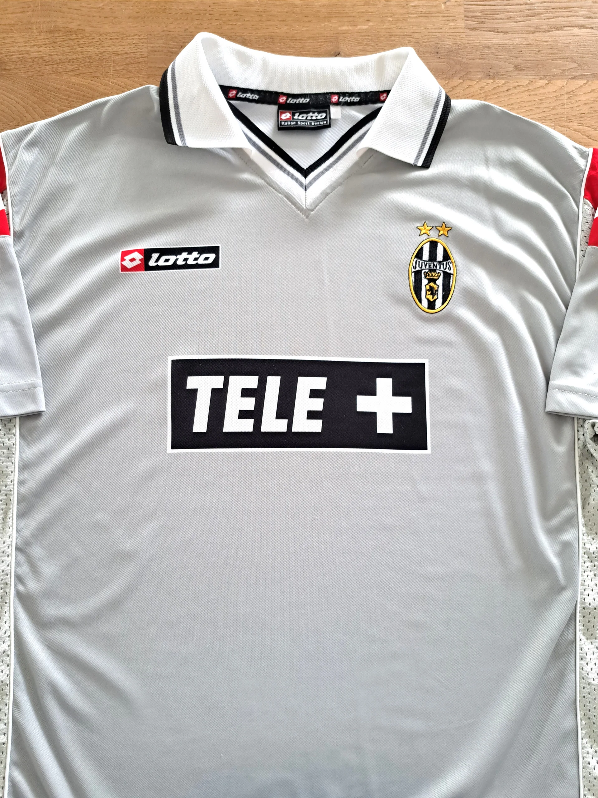 Juventus 2000-01 Third