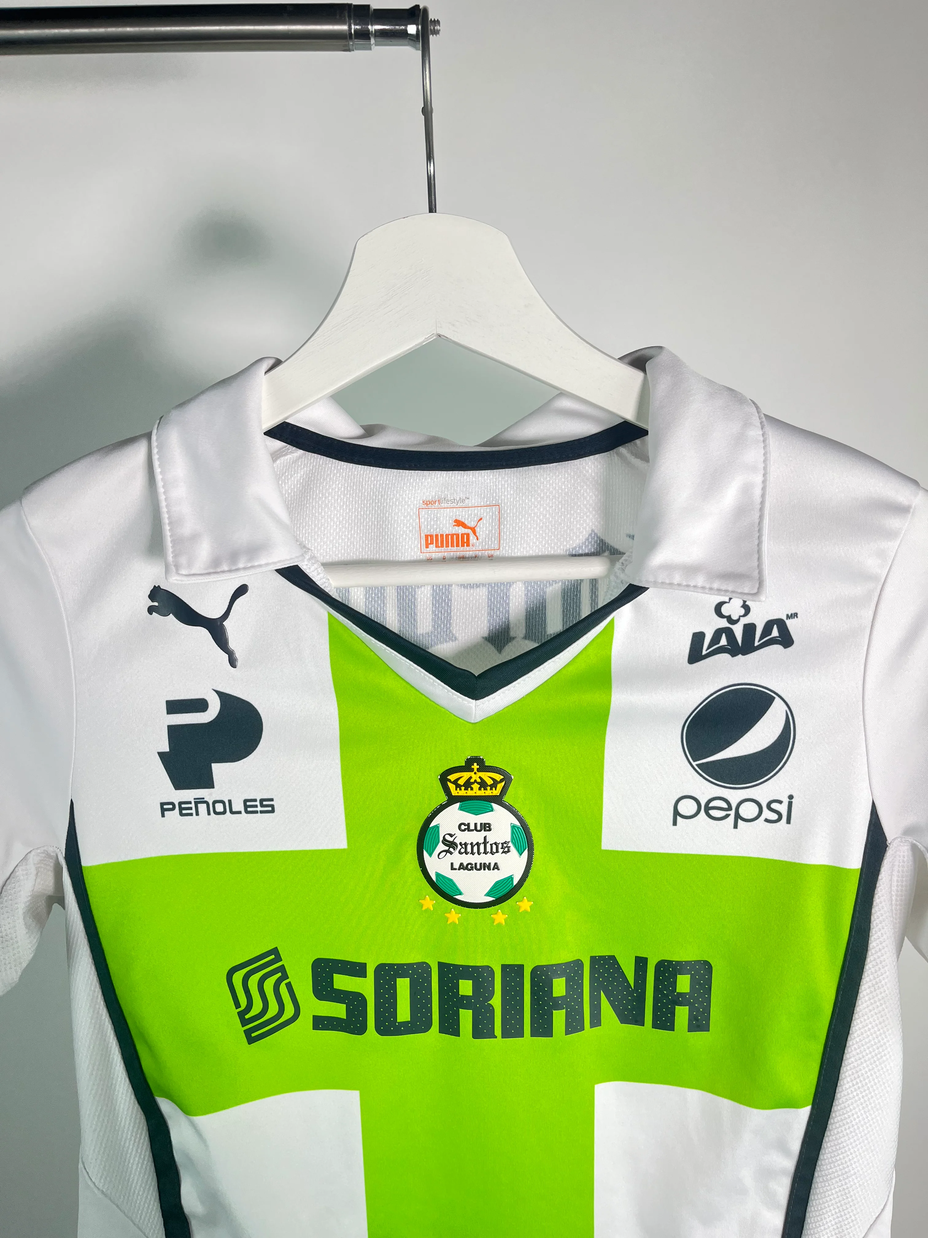 Santos Laguna 2013-14 Away