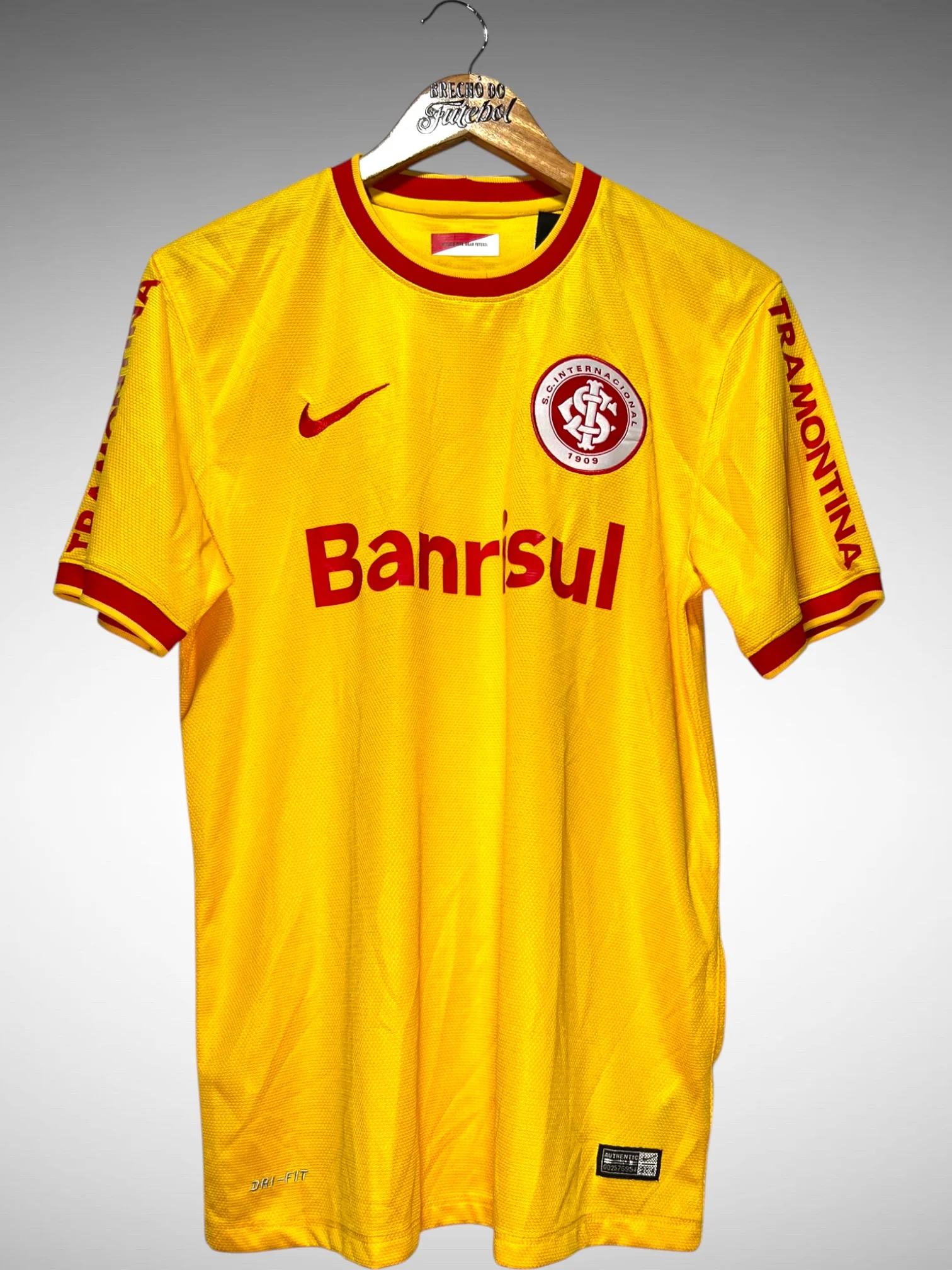 Internacional 2014 Third