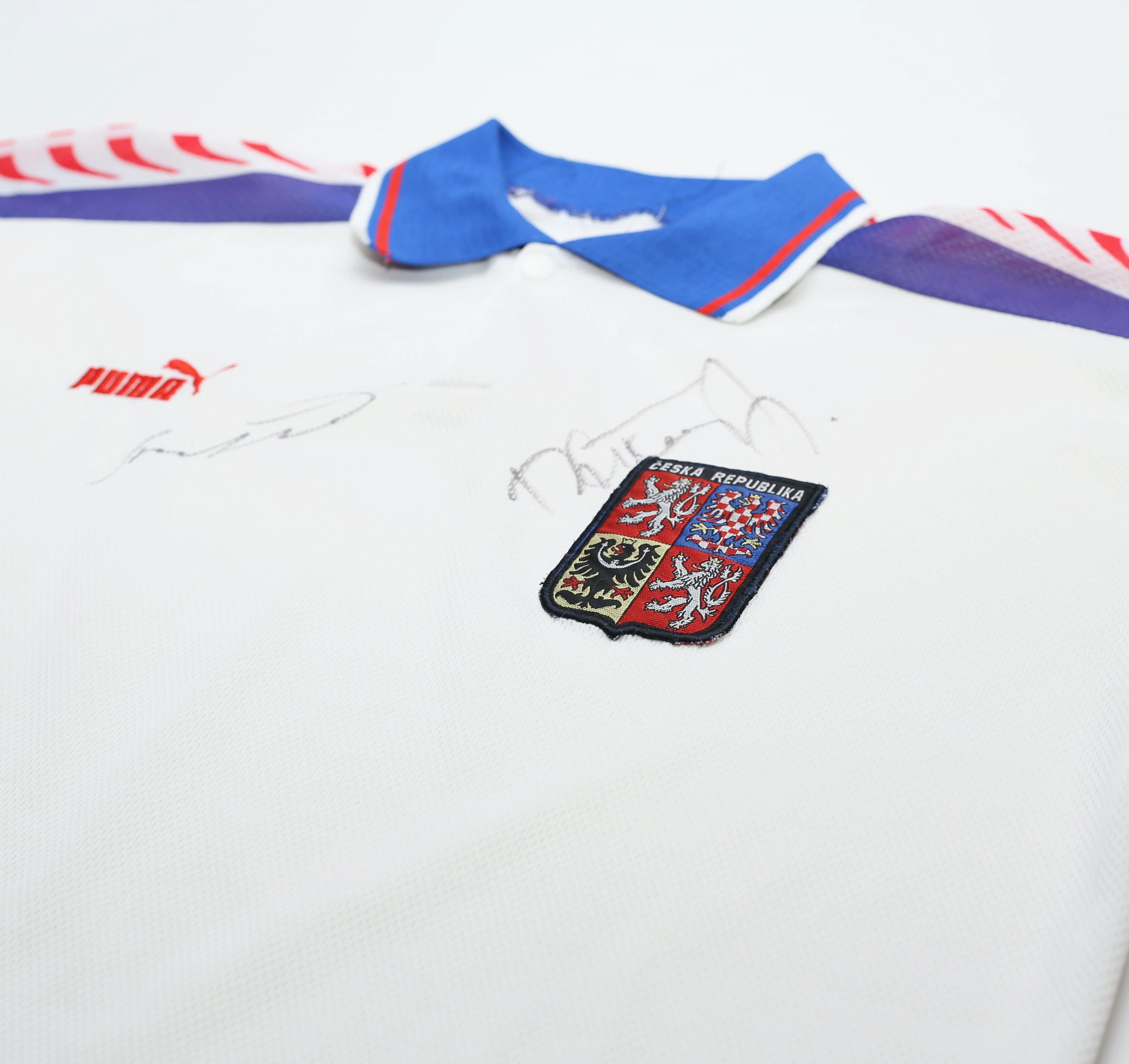 Czech Republic 1996-98 Away