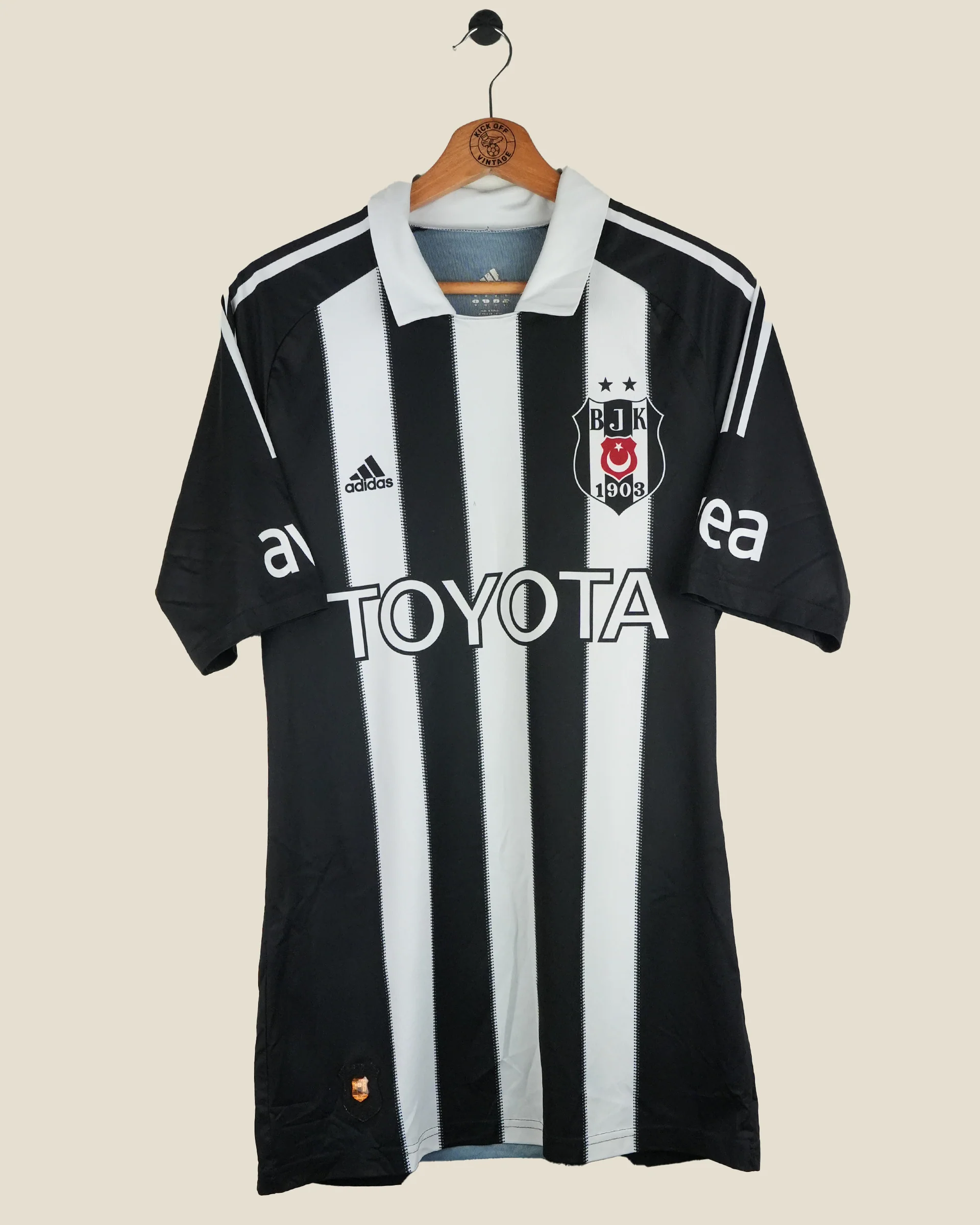Besiktas 2012-13 Away