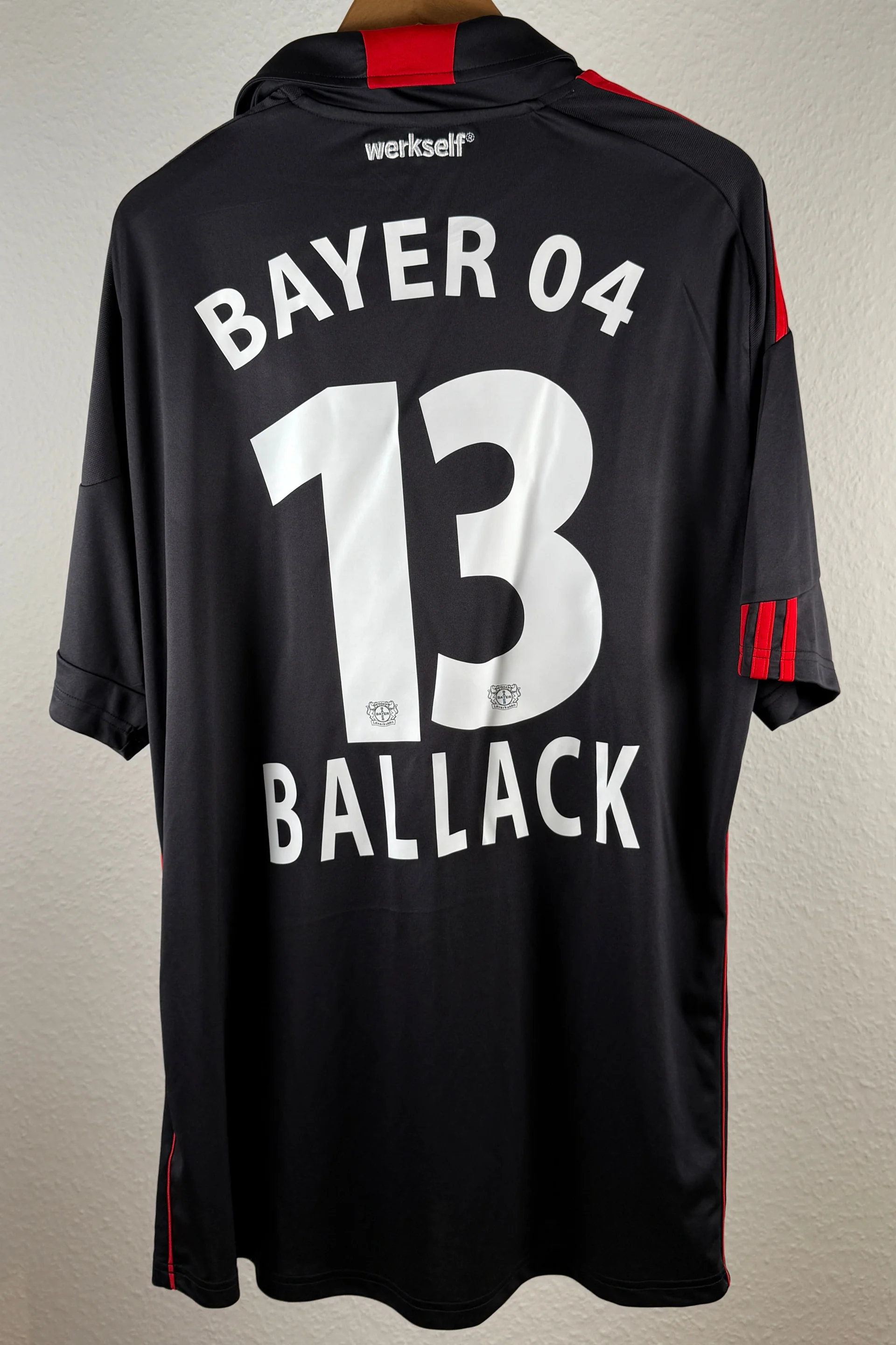 Bayer Leverkusen 2010-11 Away
