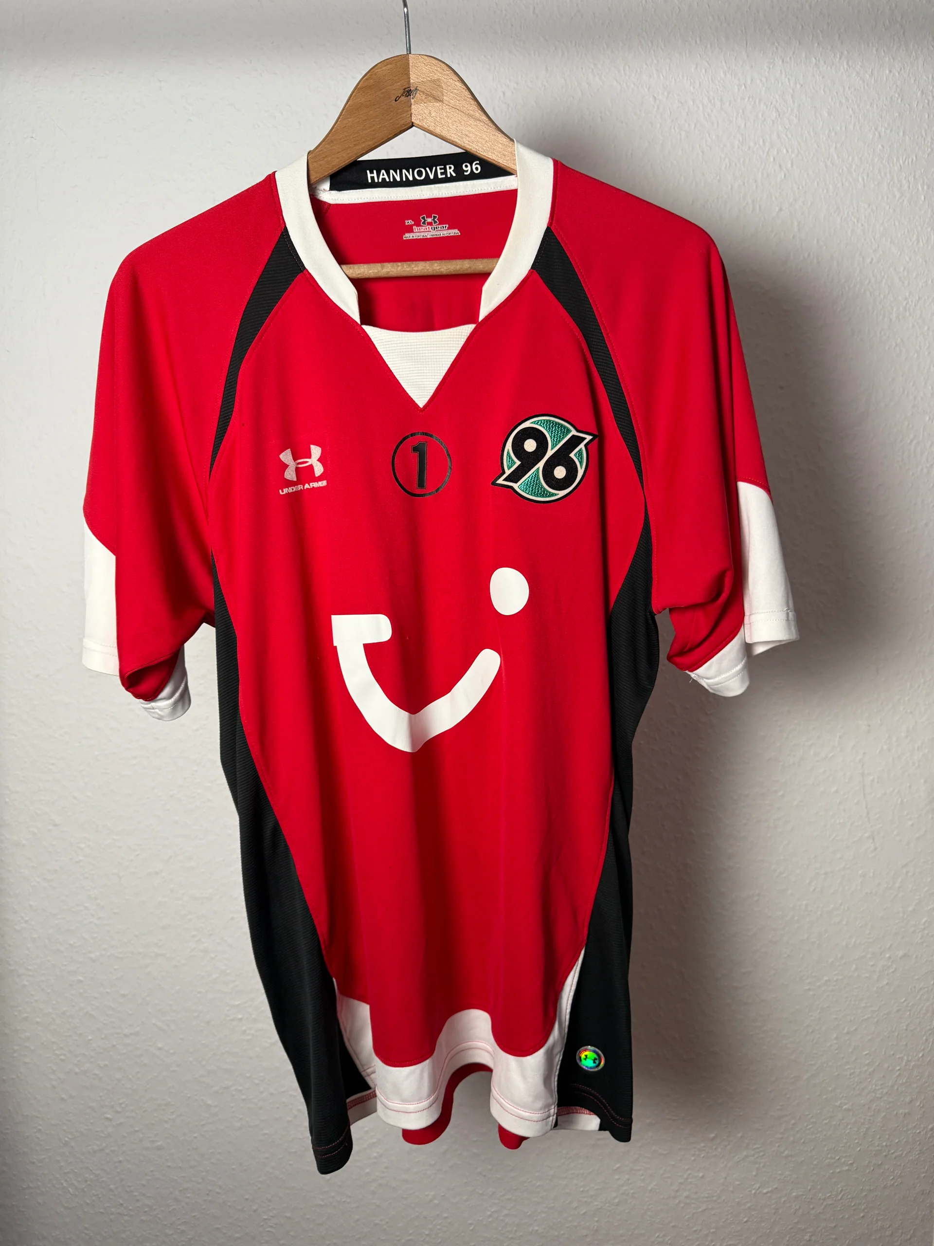 Hannover 96 2009-10 Home